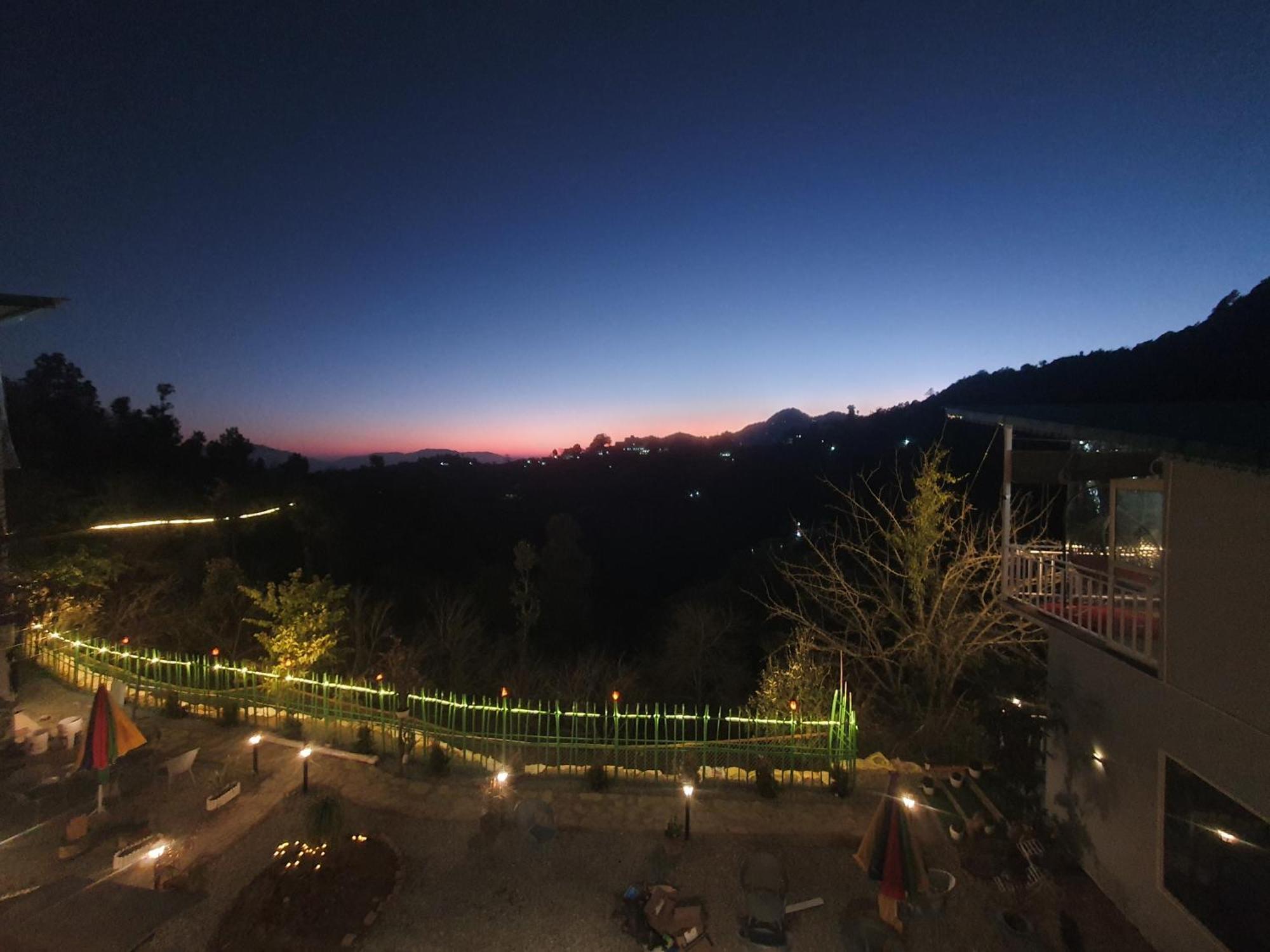 Homestay The Rare One's - & Cafe Mukteshwar